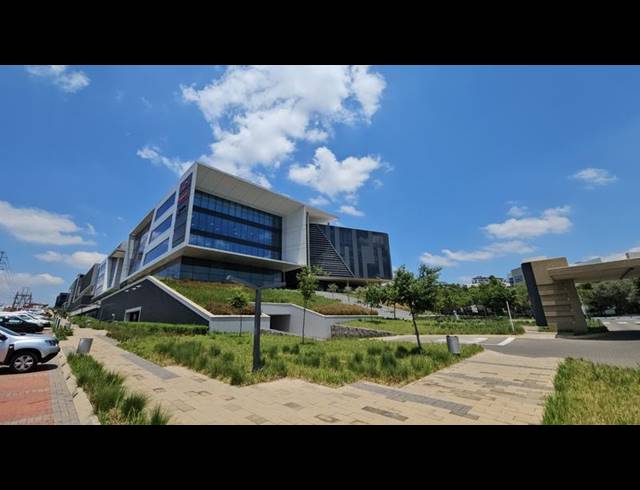 BUSINESS PROPERTY TO RENT IN WATERFALL